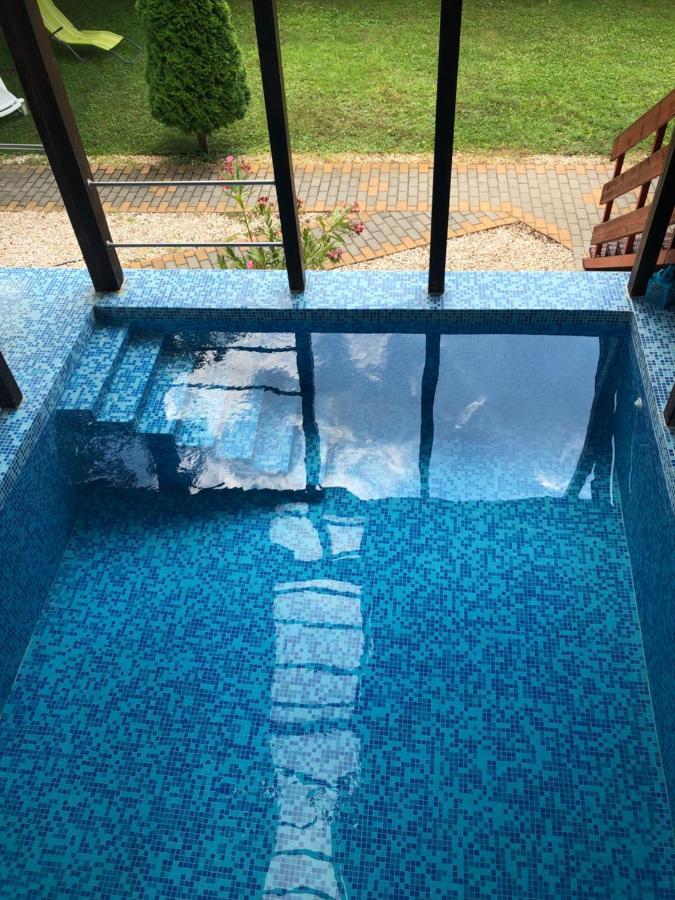 Relax Apartman Nyiregyhaza Ngoại thất bức ảnh