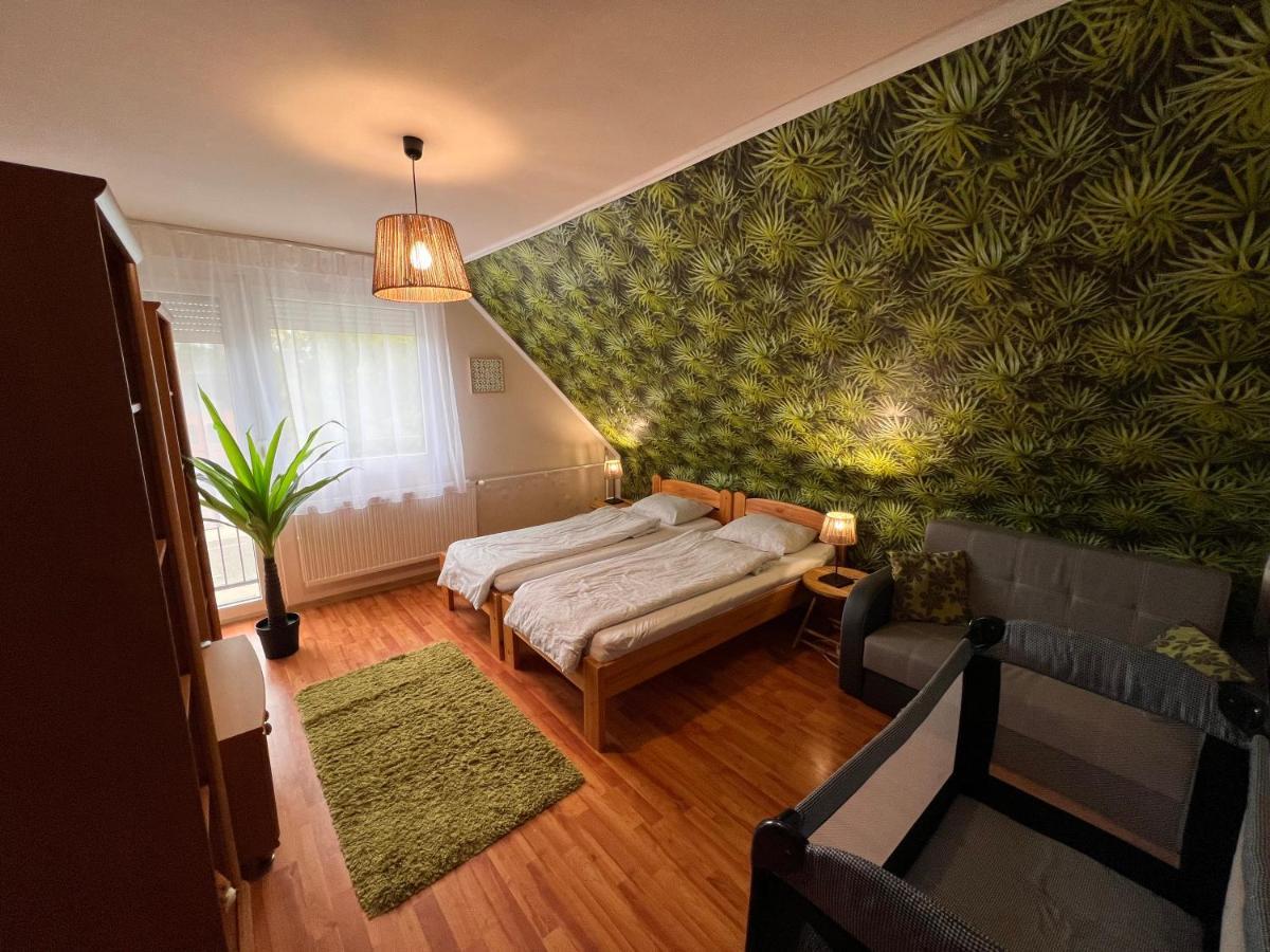 Relax Apartman Nyiregyhaza Ngoại thất bức ảnh