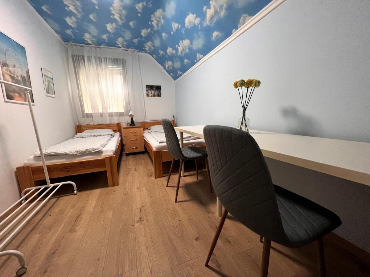 Relax Apartman Nyiregyhaza Ngoại thất bức ảnh