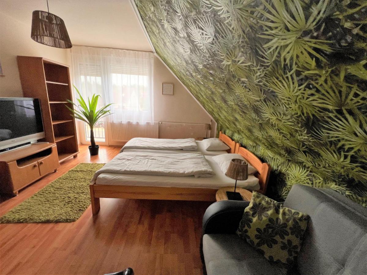 Relax Apartman Nyiregyhaza Ngoại thất bức ảnh