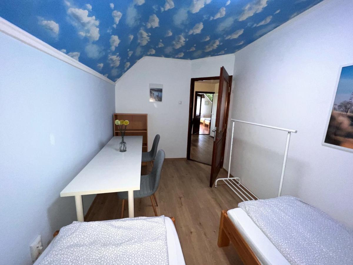 Relax Apartman Nyiregyhaza Ngoại thất bức ảnh