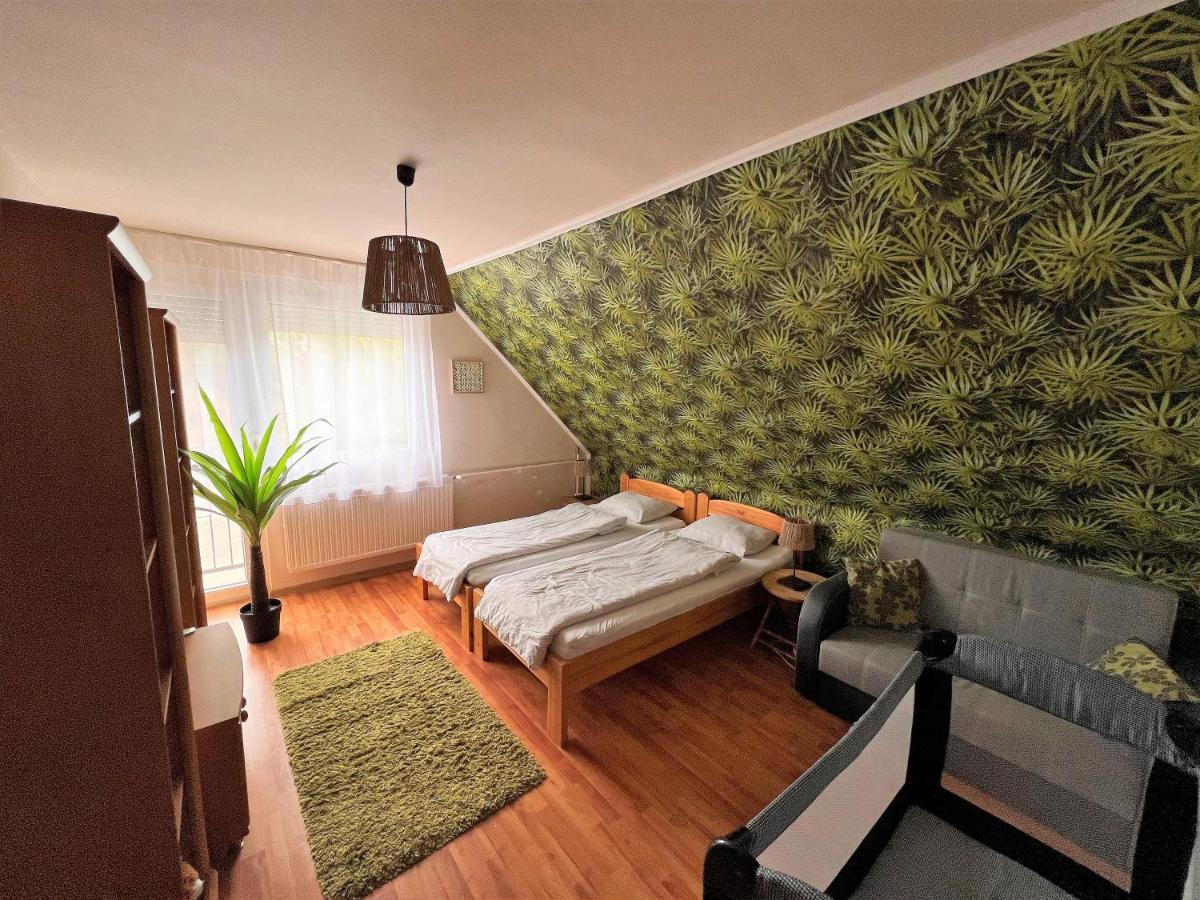 Relax Apartman Nyiregyhaza Ngoại thất bức ảnh