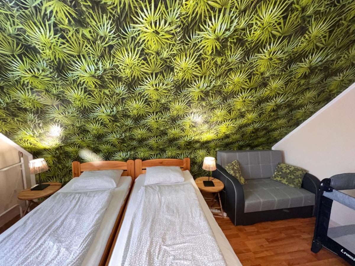 Relax Apartman Nyiregyhaza Ngoại thất bức ảnh