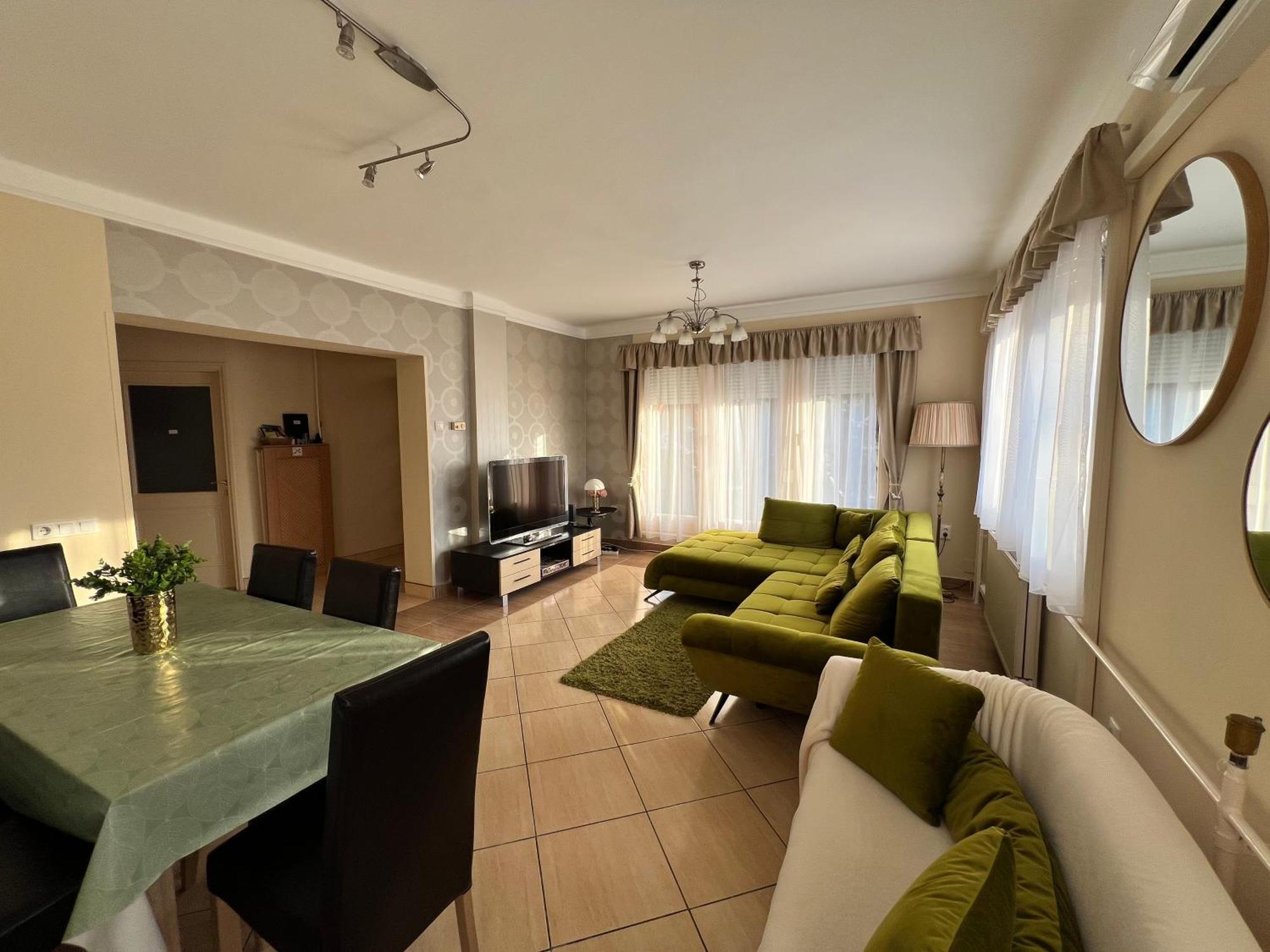 Relax Apartman Nyiregyhaza Ngoại thất bức ảnh